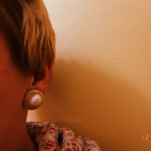 Vintage Pearl Clip-ons